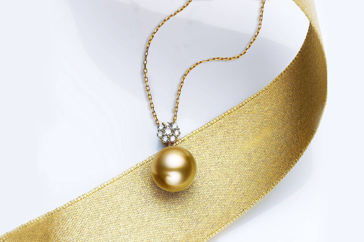 cluster south sea gold pearl  pendant
