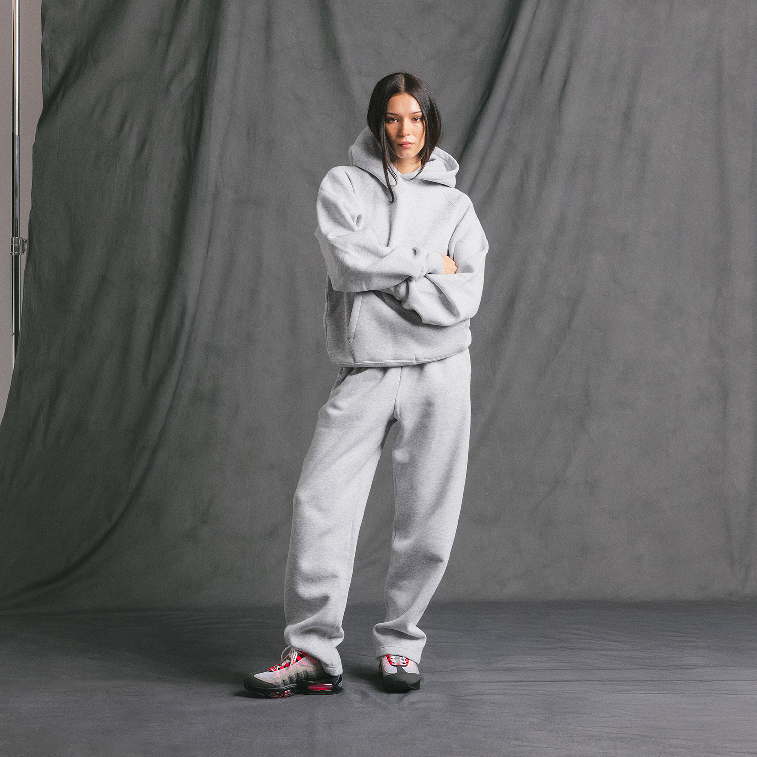 Asphaltgold Essentials Hoodie Grau