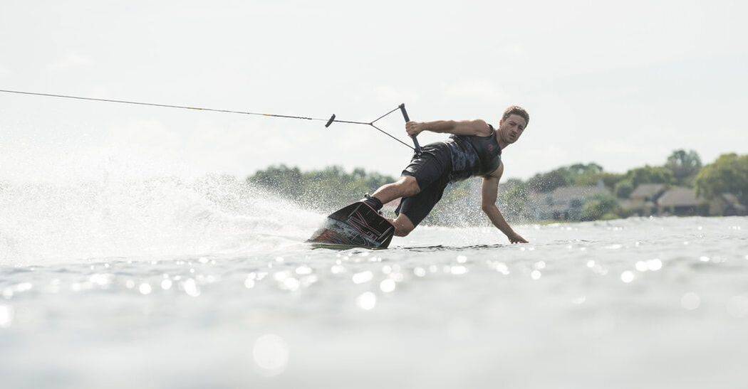 Connelly athelete, riding his board 