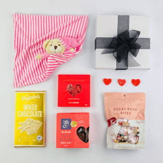 New baby gift boxes with teddy bears