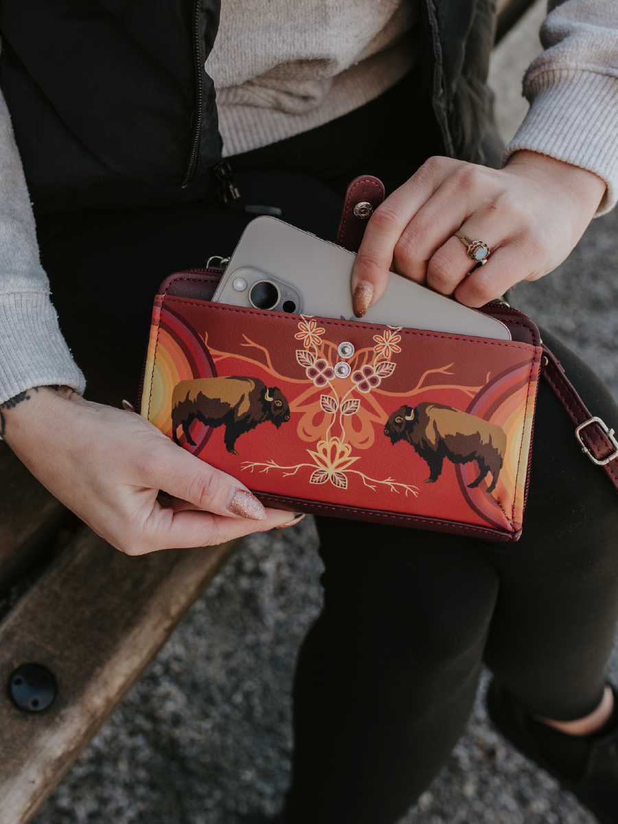 Buffaloes (MashkodeBiizhikina) Smartphone Crossbody Bag by Storm Angeconeb