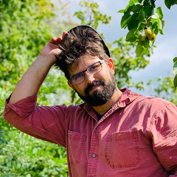 Zach Loeks author photo