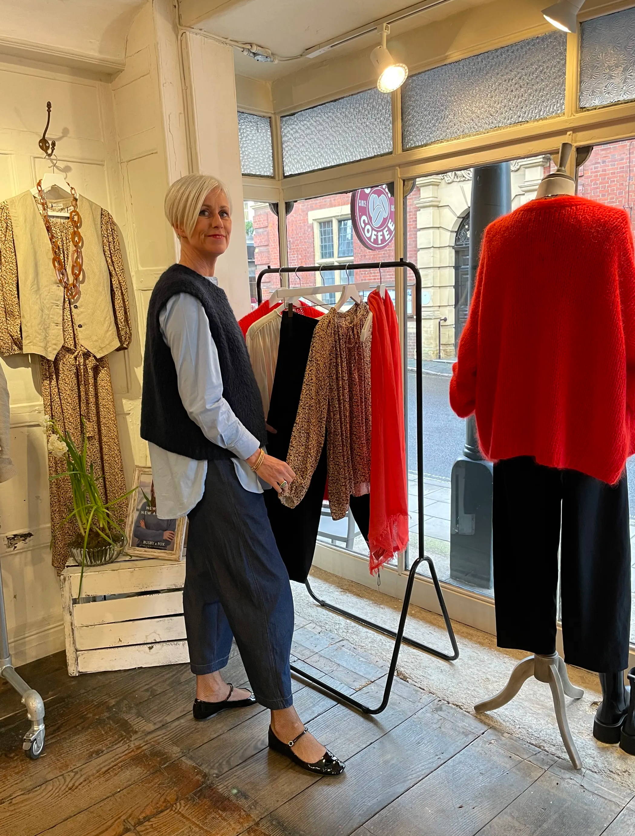 A image of Cath Frisby on the shopfloor 