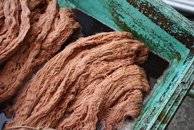 Kakishibu dyeing process