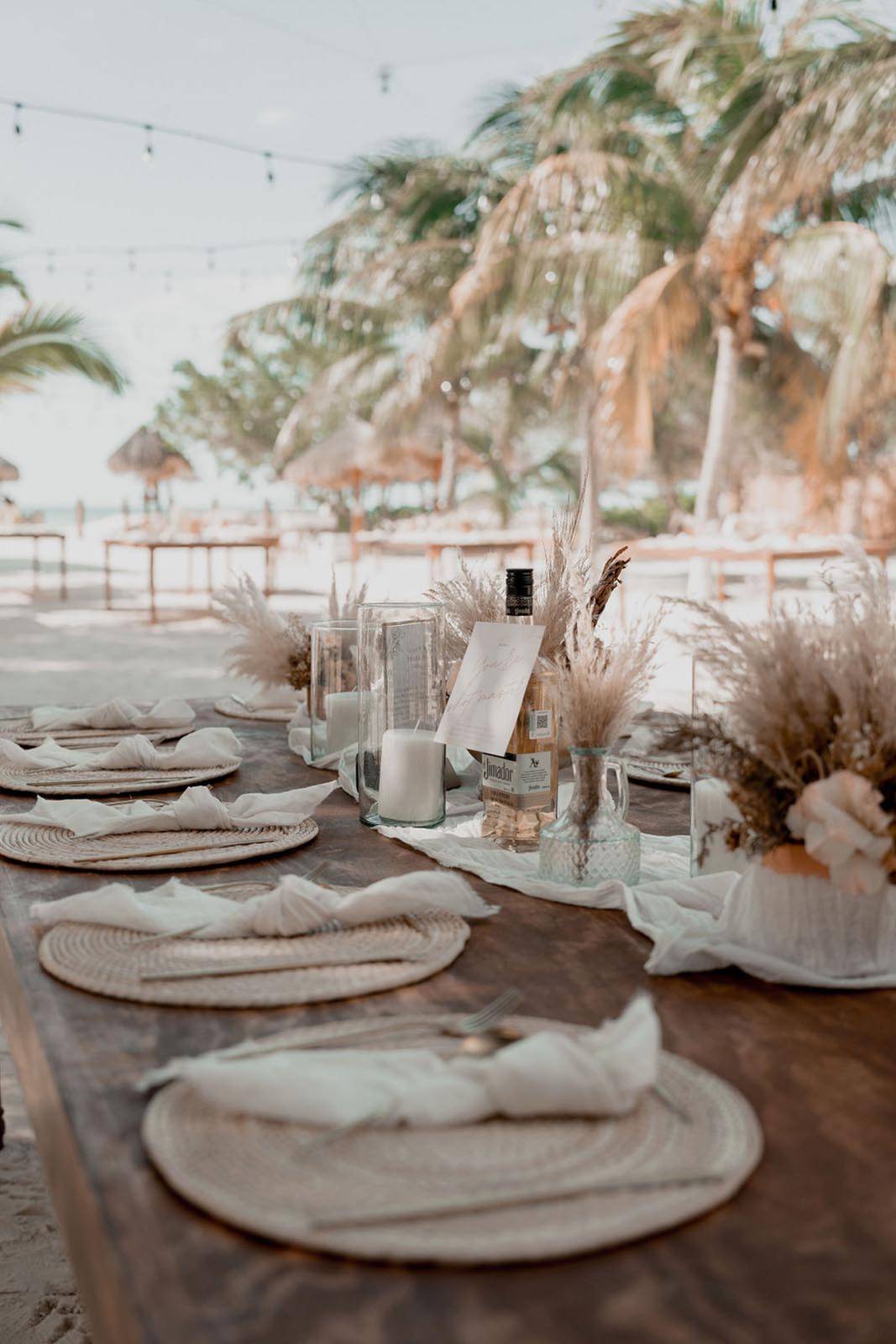 Wedding table on the beach