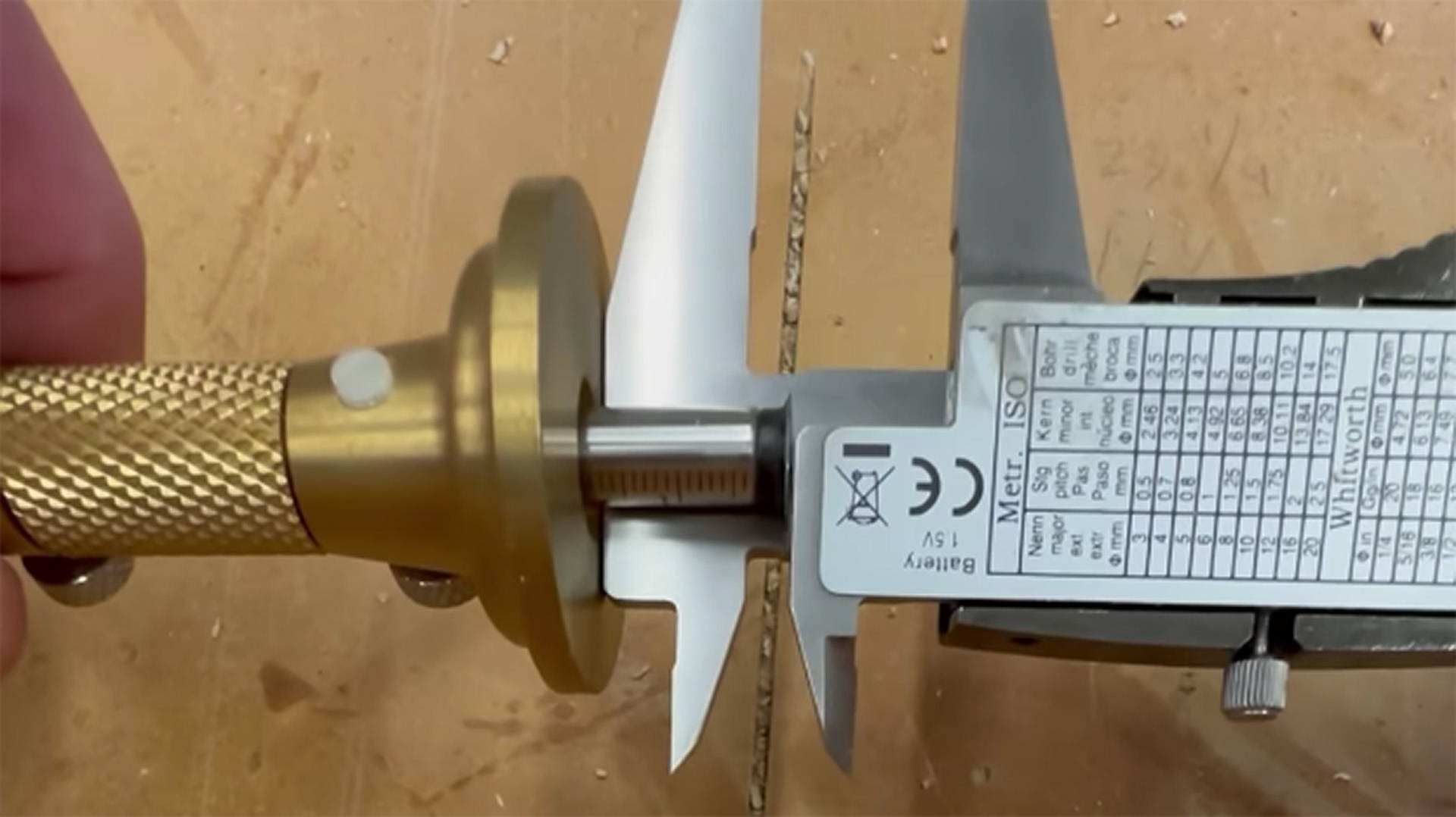 using calipers to set up a marking gauge