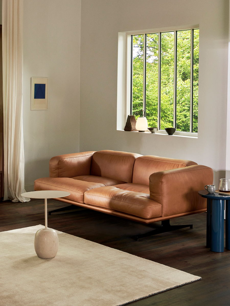 Inland Sofa in Beige by &Tradition