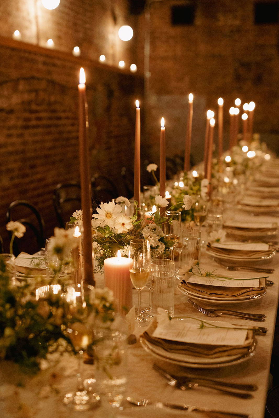 Disposición de la mesa para la cena