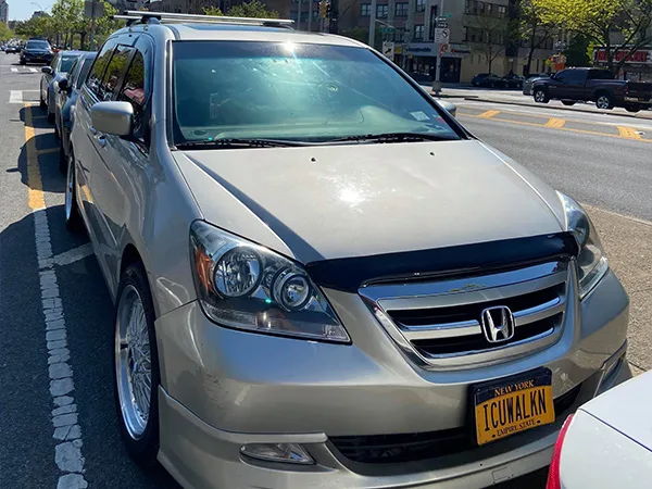 Front view of lifted Honda Odyssey