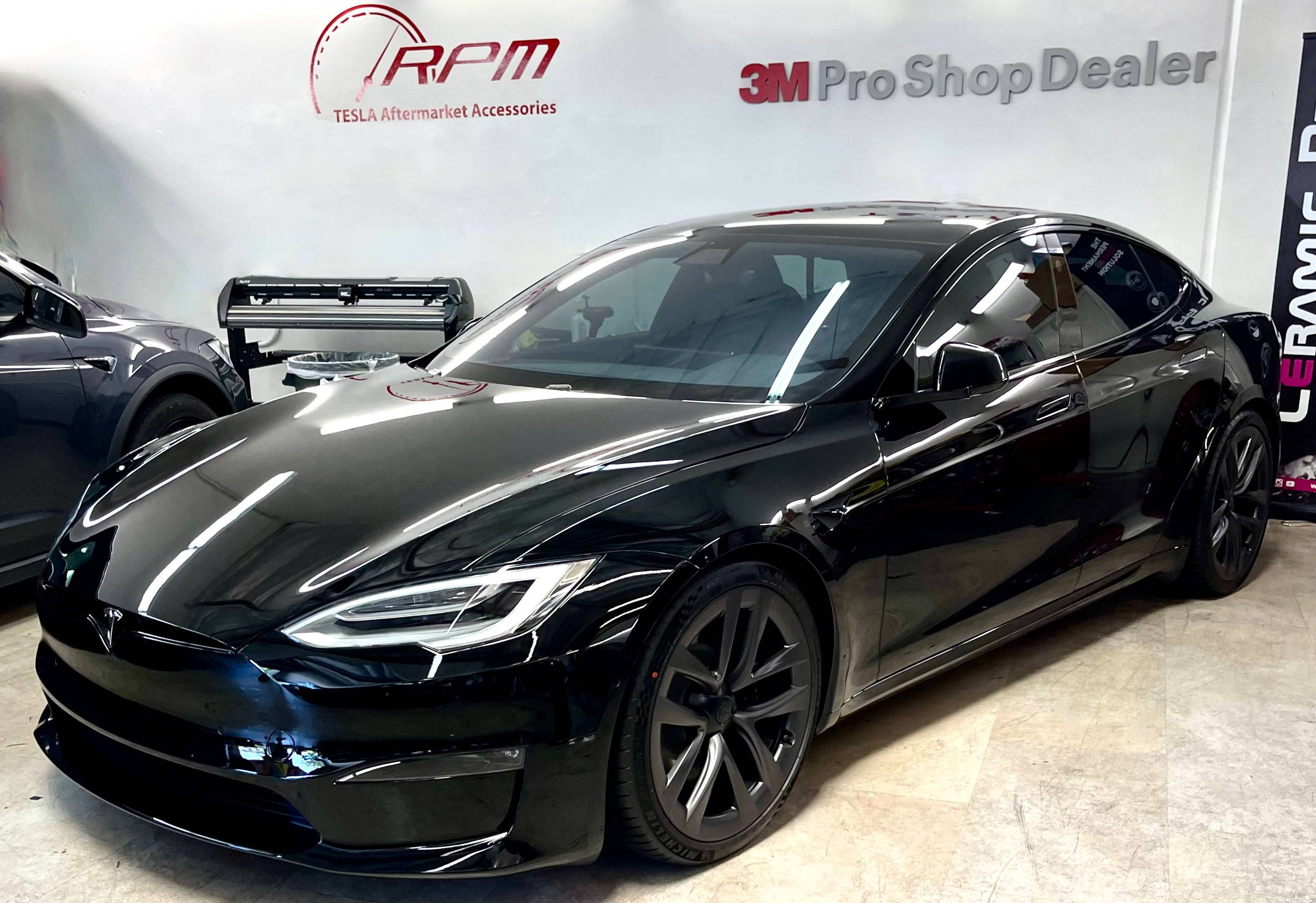 Tesla Model S Plaid Satin Midnight Silver Transformation (Clear Bra/PPF) 
