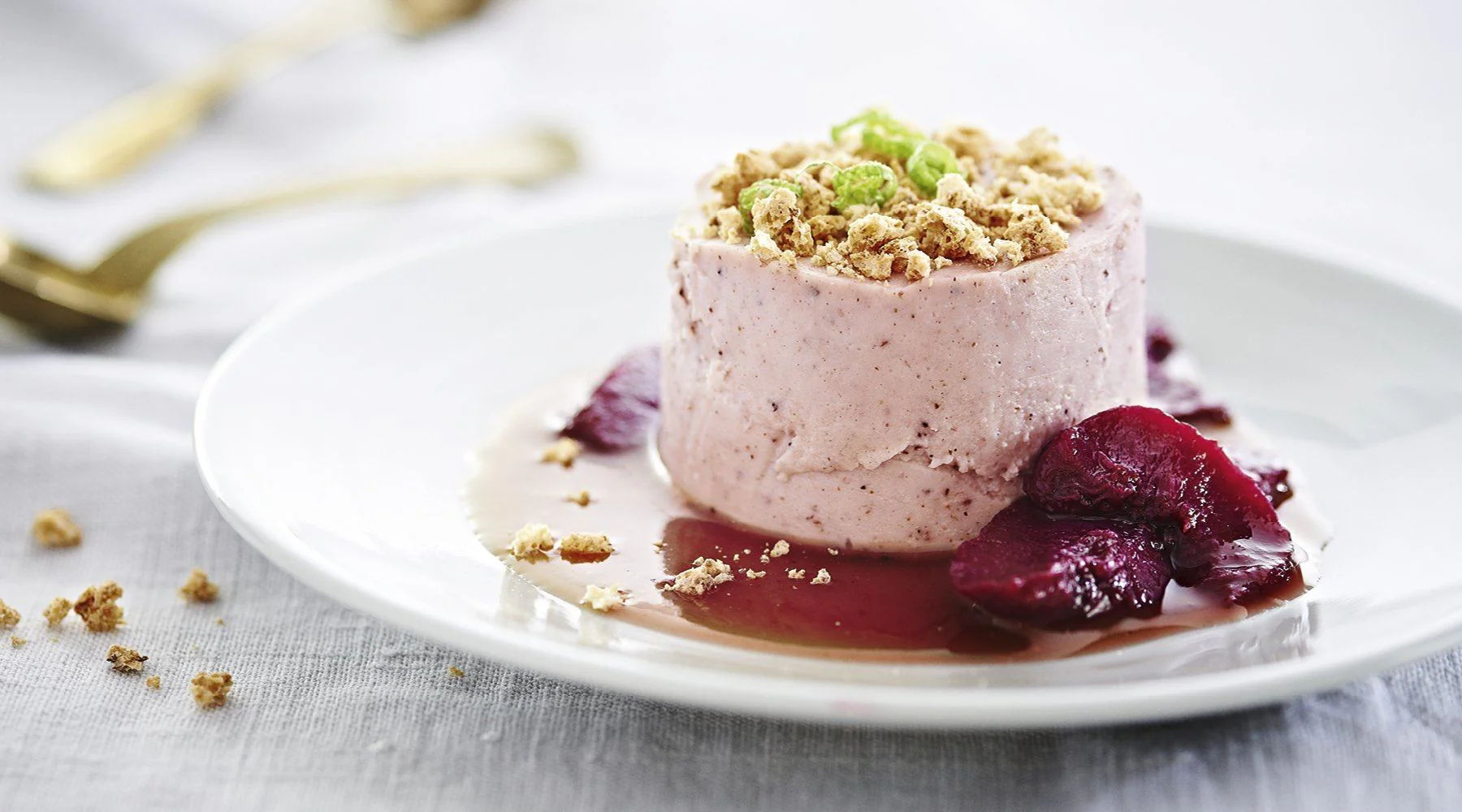 Panna Cotta mit Pfirsichsauce