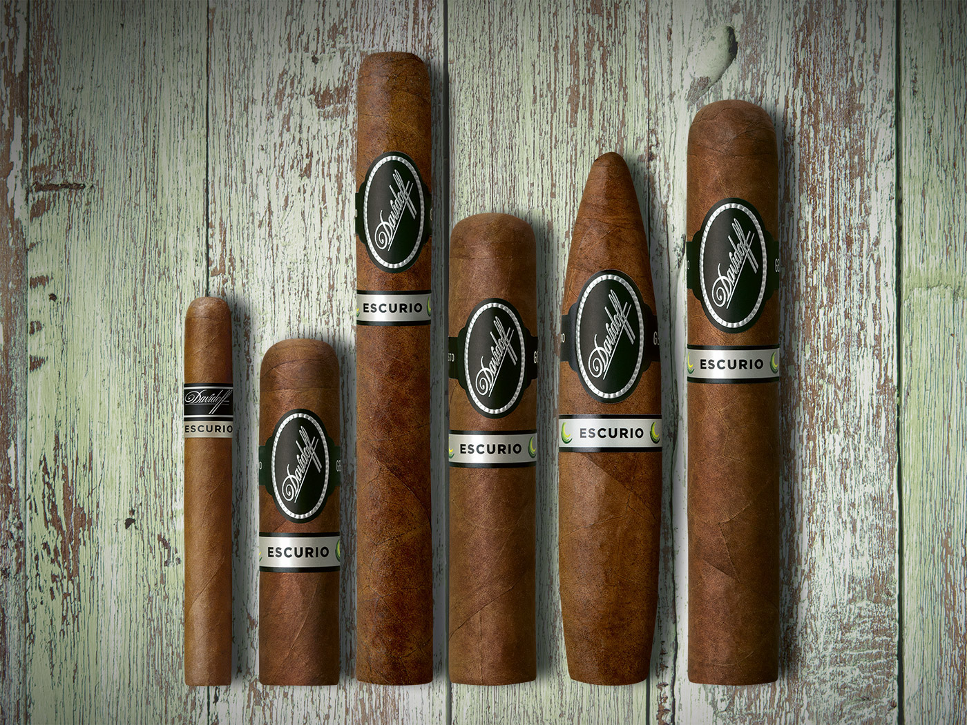 Line-up der Davidoff Escurio-Linie mit allen Formaten.