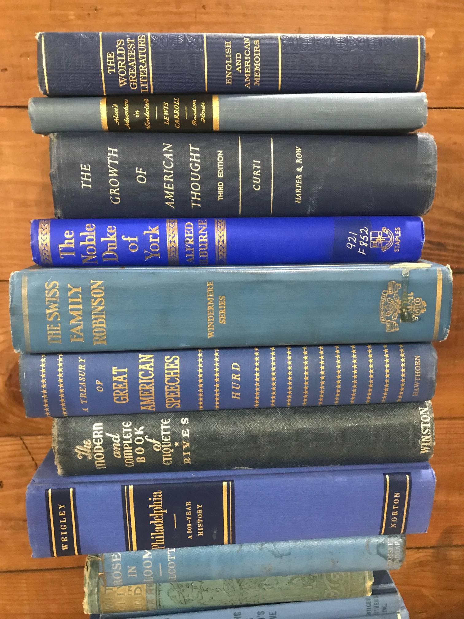 Books by the foot and color sold by the book bundler 