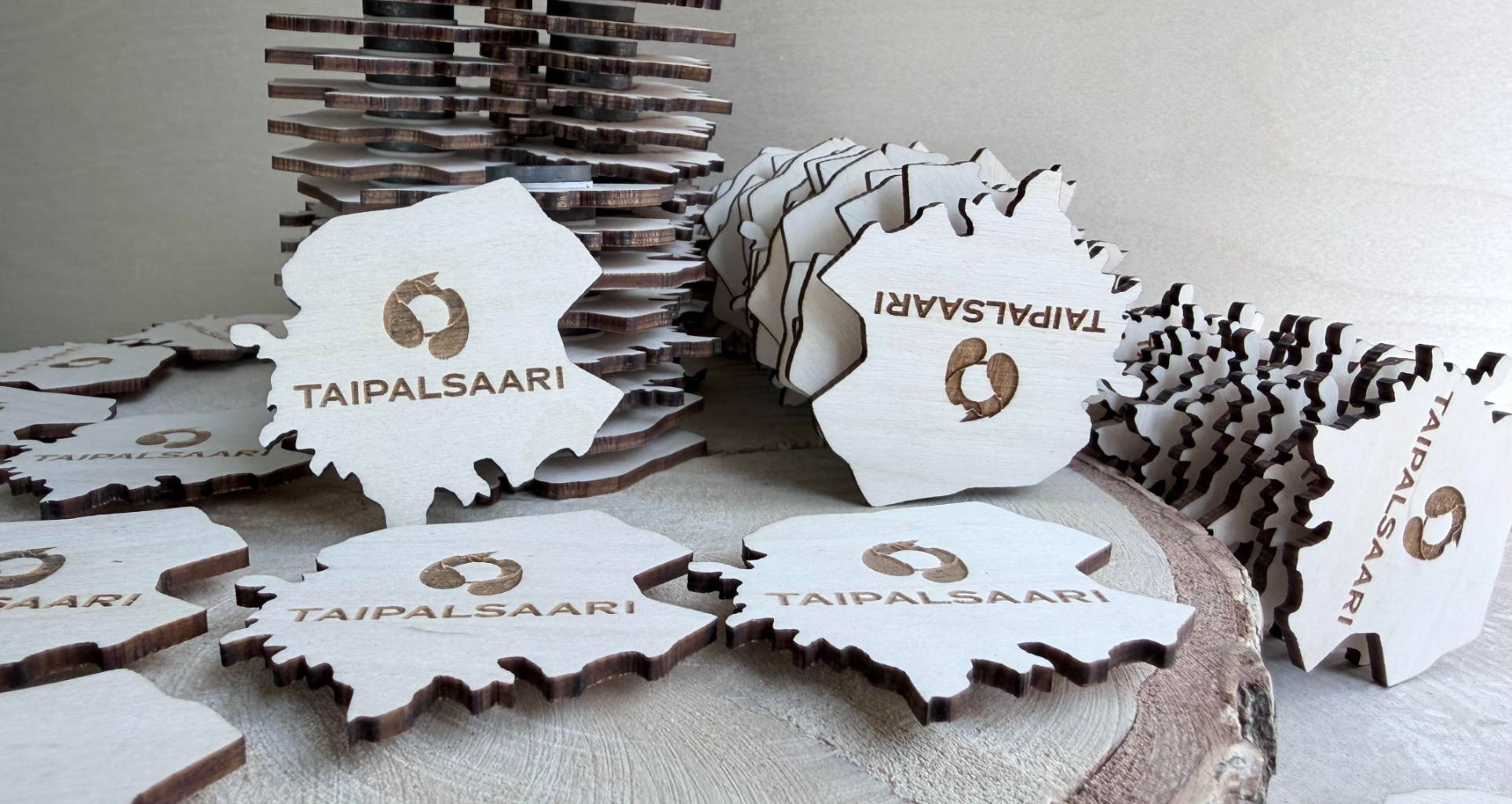 Laadukkaita, suomalaisia ja puisia pinssejä