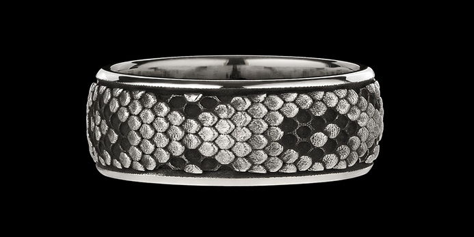 Serpent Band in .925 Sterling Silver