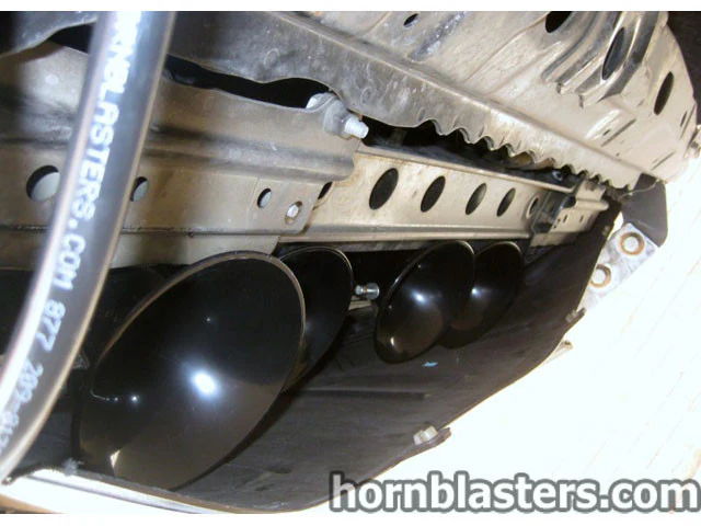 Low-angle four horns frame rail HornBlasters air hose undercarriage Wesley's 2008 RAV4 228H gallery photo 11