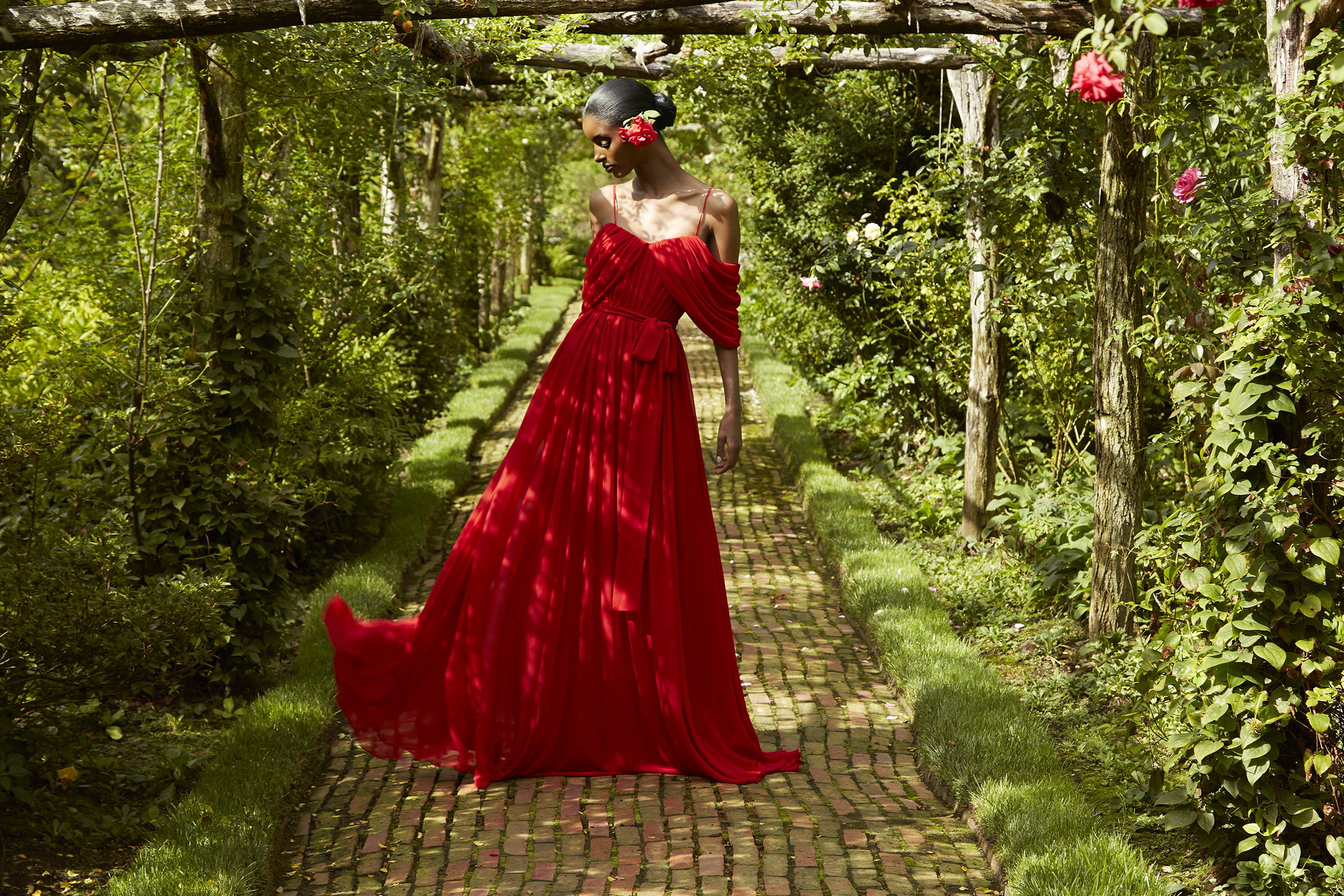 Women S Designer Clothes Shoes Bridal Fashion Badgley Mischka When you are purchasing a party wear dress online at ampm, make sure that you go for a style that fits you well. shoes bridal fashion badgley mischka