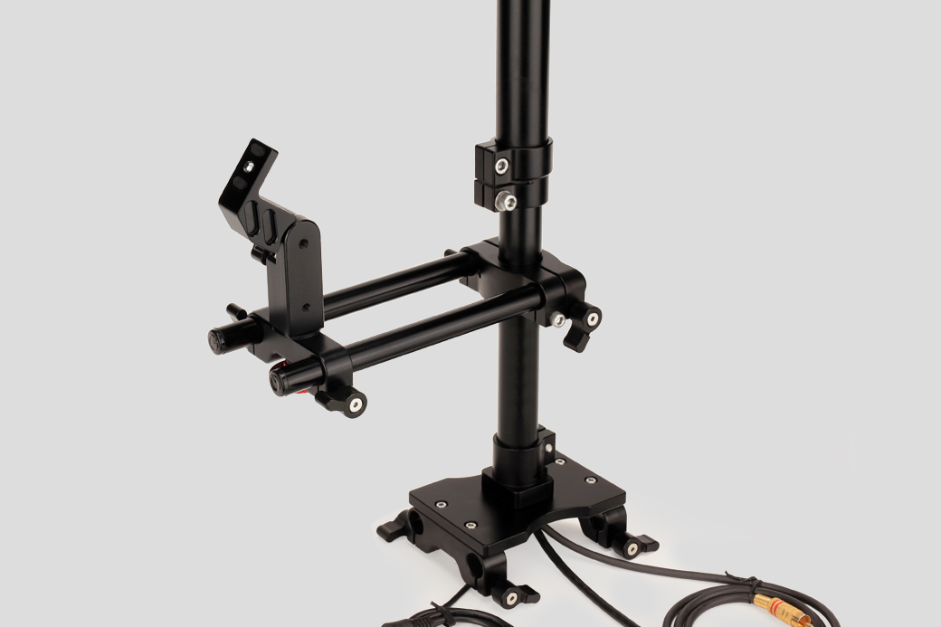 Bộ ổn định máy quay video Flycam Zest Pro có kết nối nguồn và giám sát tích hợp | V-Mount