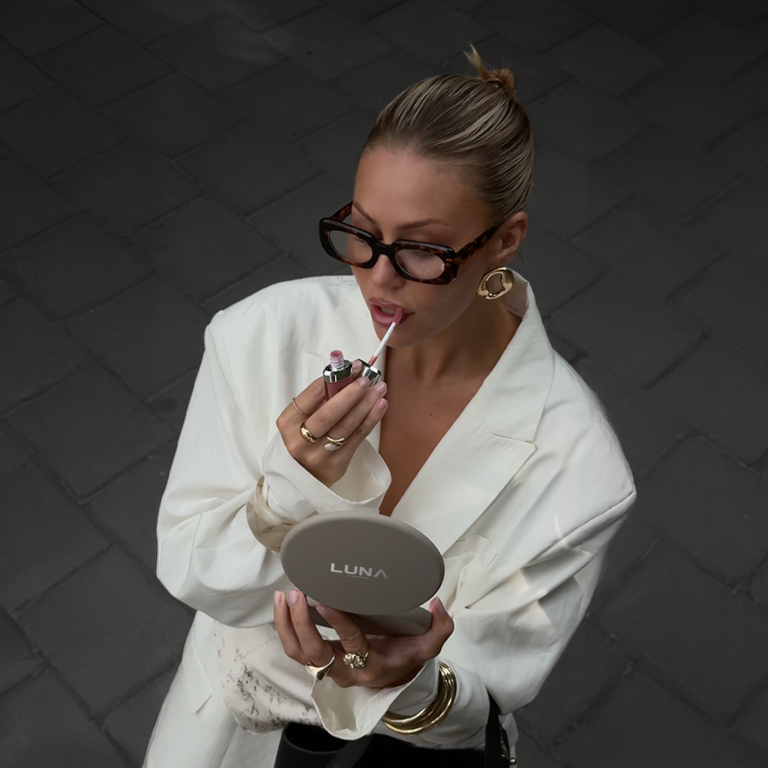 best compact mirror with light for women