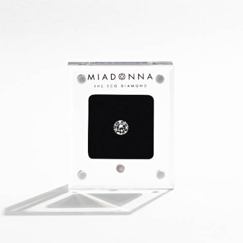 MiaDonna round cut lab grown diamond