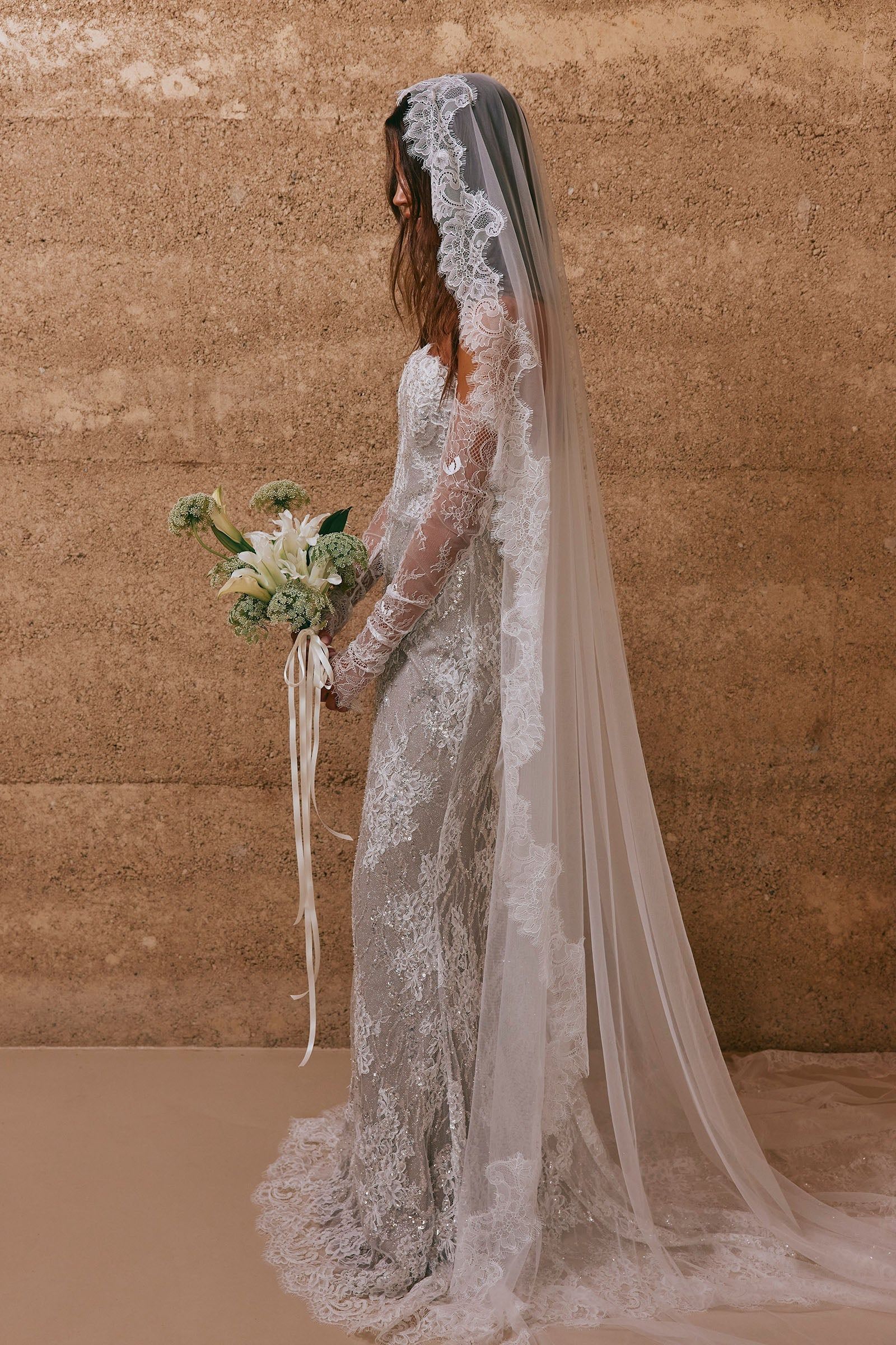 mantilla wedding veil