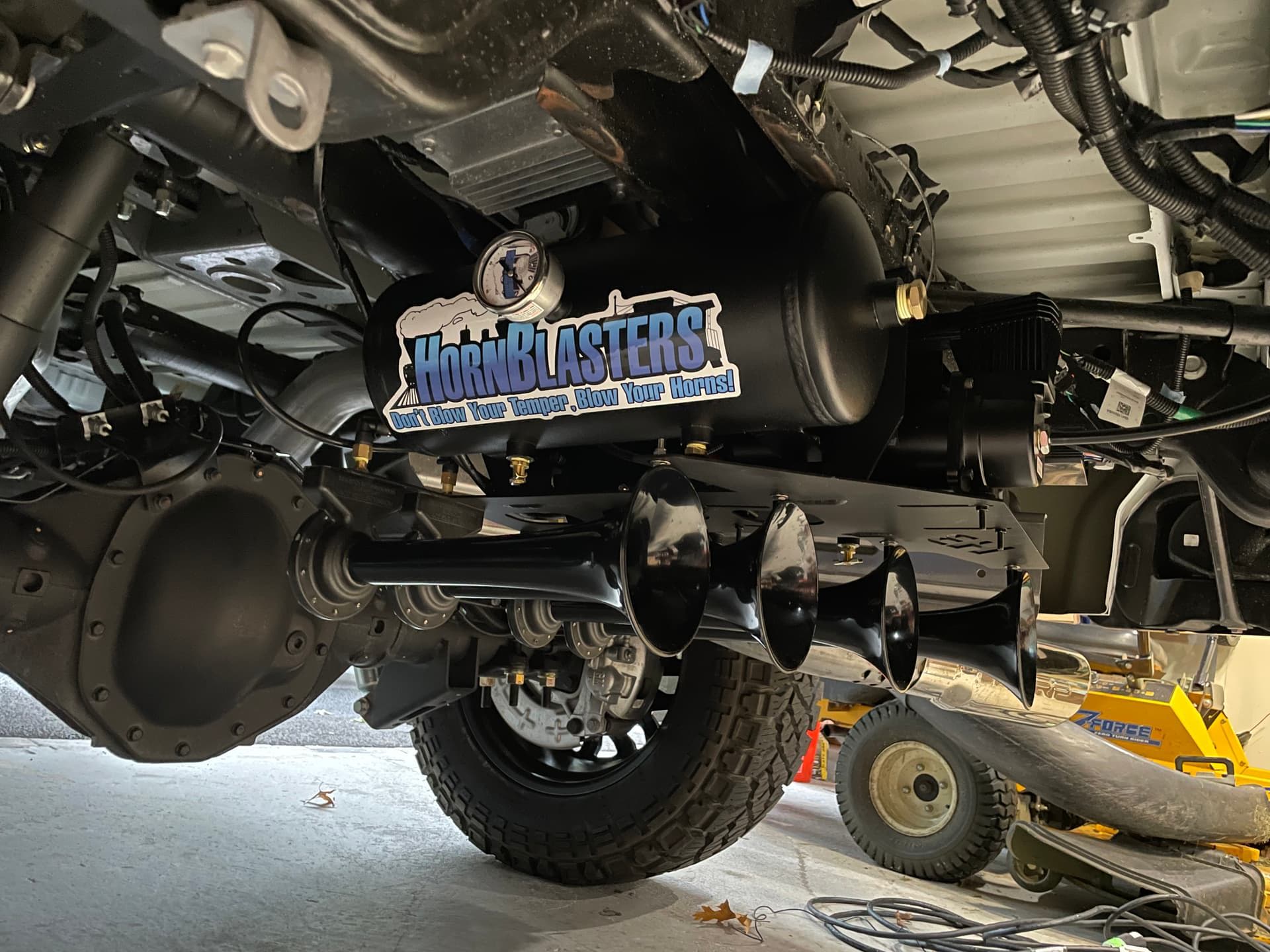 David's 2022 Chevy Silverado 2500HD Train Horn Install