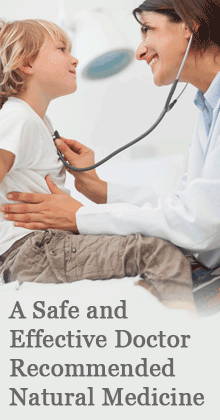 Imagen de un médico atendiendo a un paciente infantil