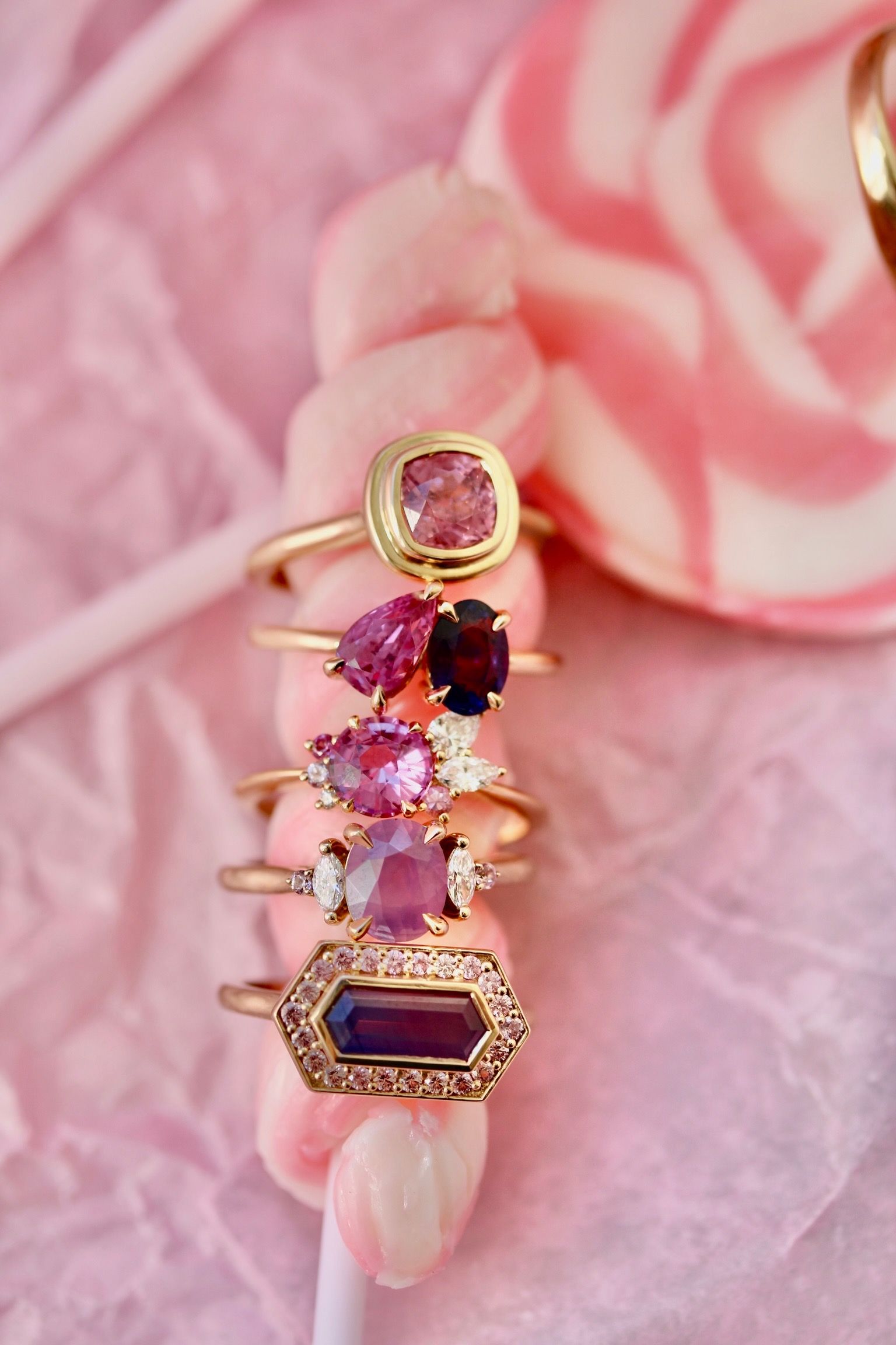 Unique sapphire engagement rings