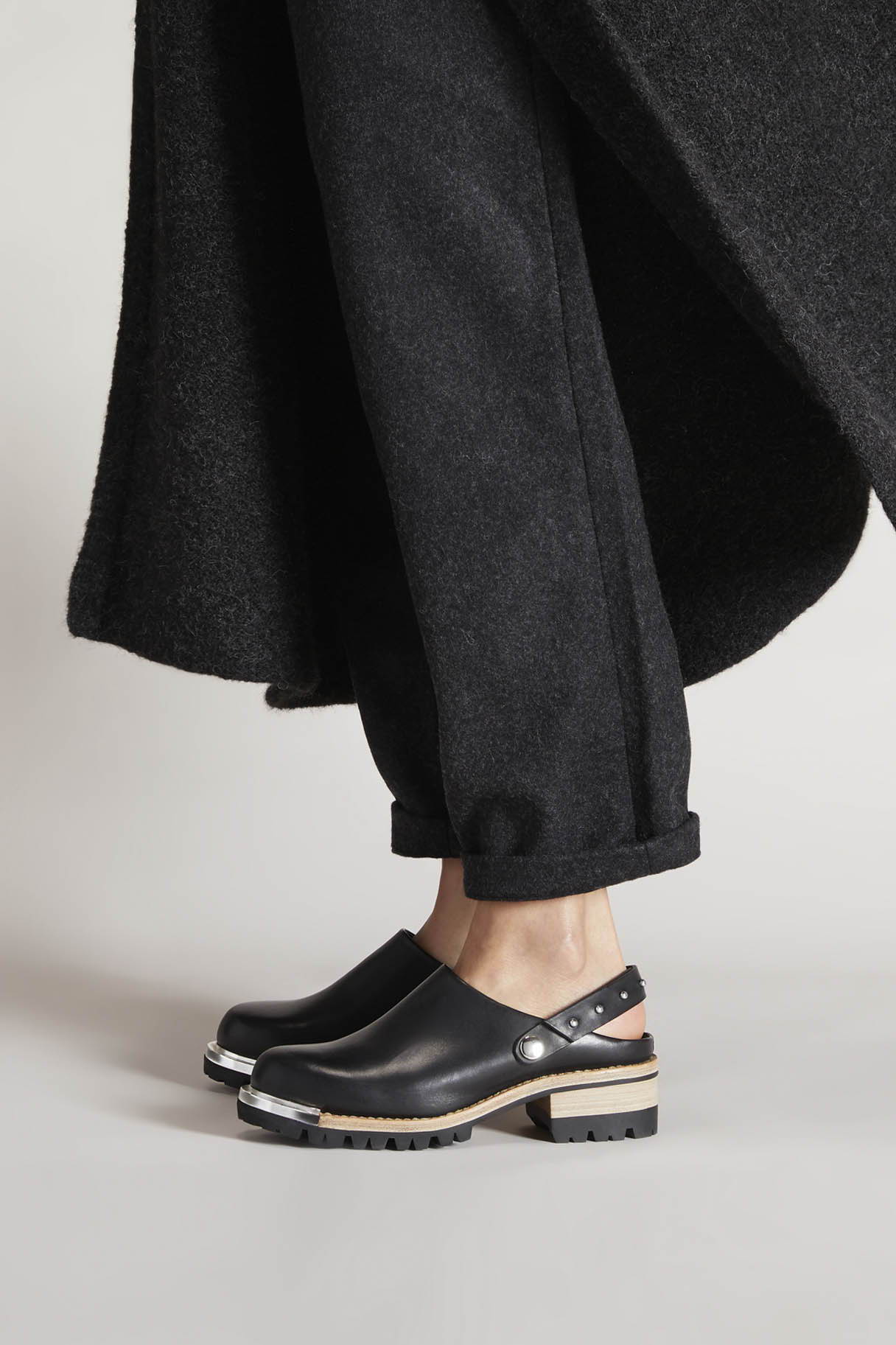Metal Unlined Clog