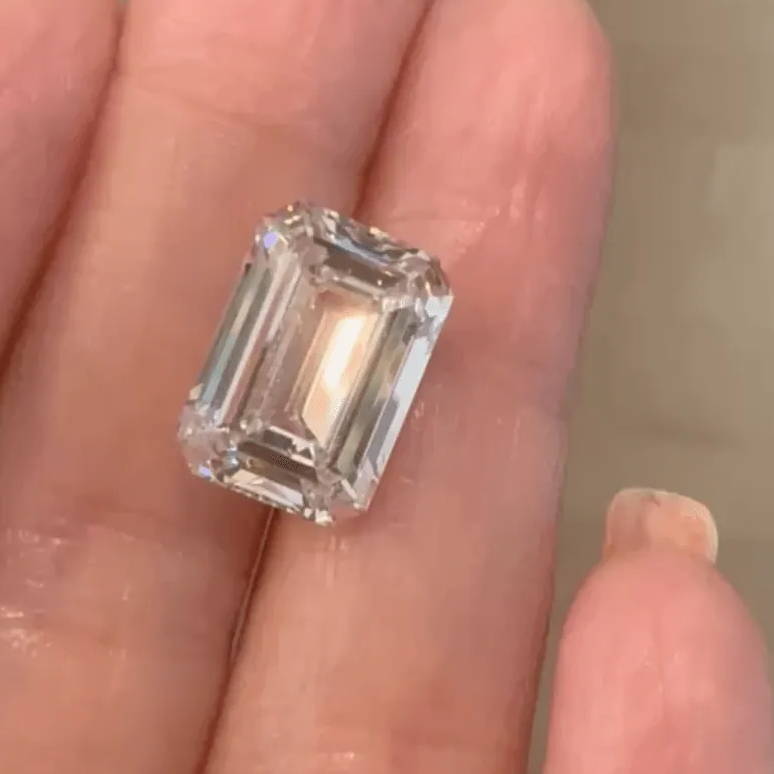 emerald cut diamond