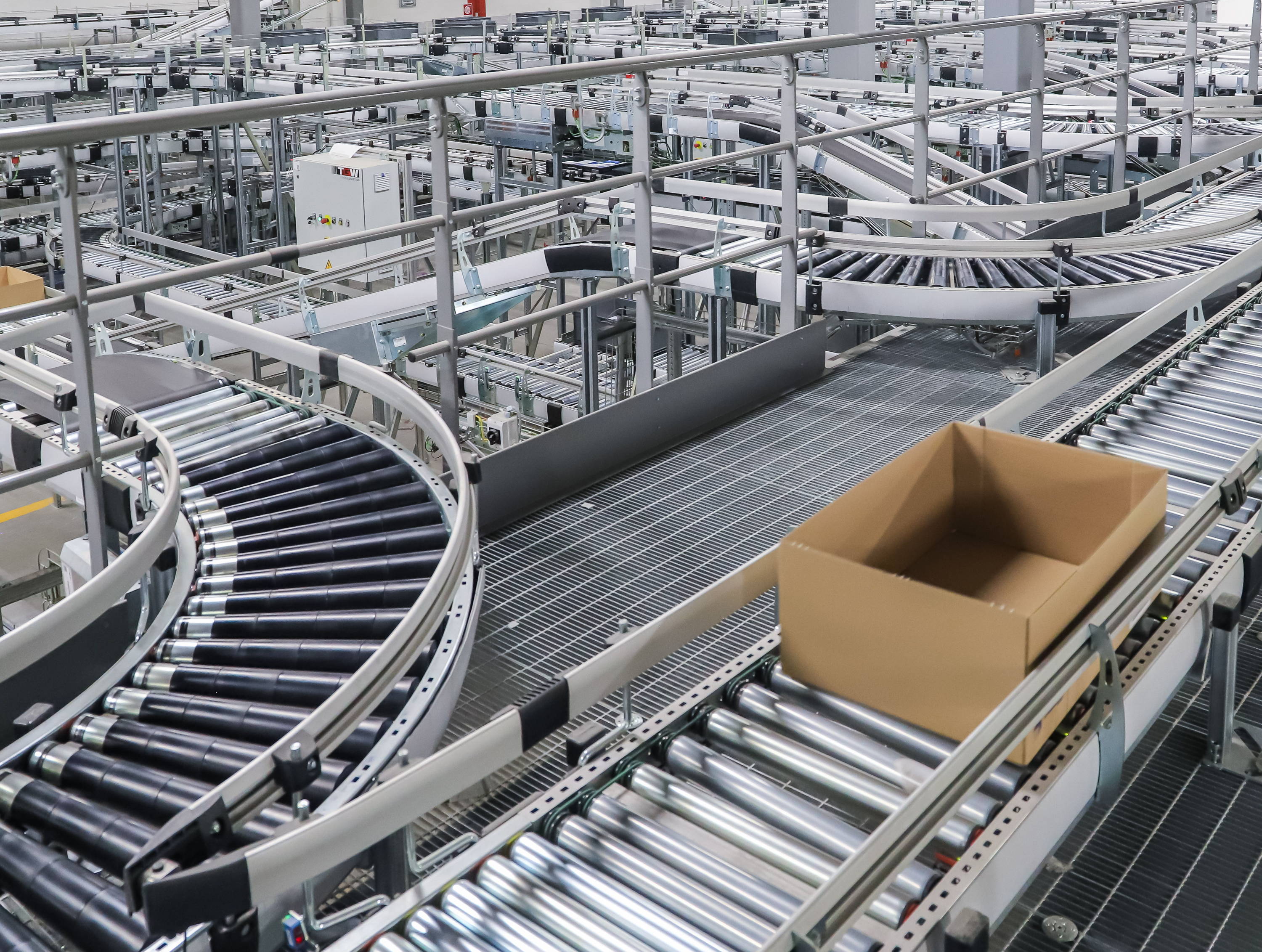 Case Conveyor System