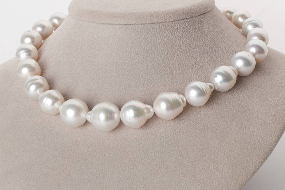 Pearl Luster: AA+ Quality South Sea Pearl Luster
