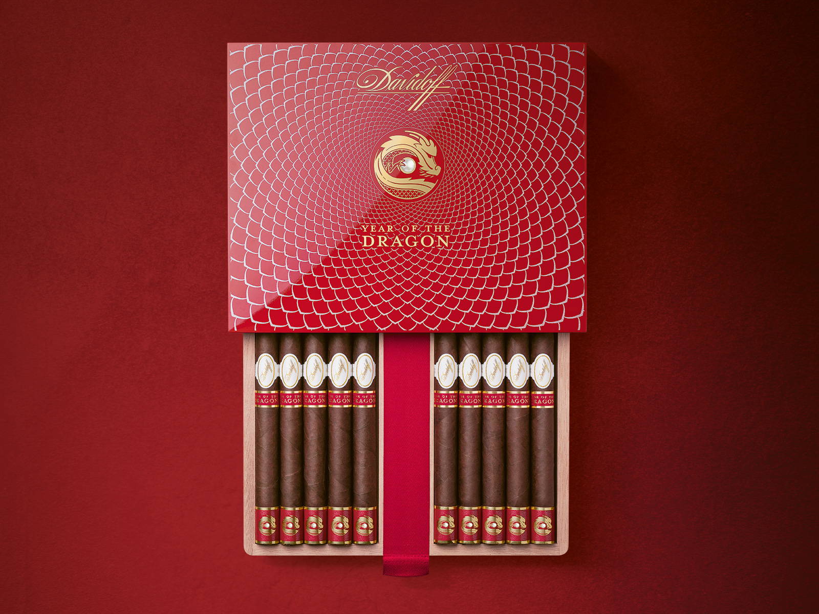 The Davidoff Year of the Dragon Limited Edition Double Corona cigars in their opened box.