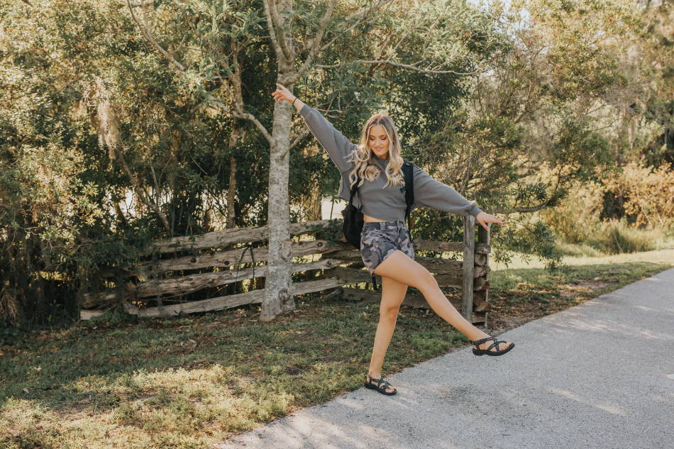 woman wearing Viakix walking sandals