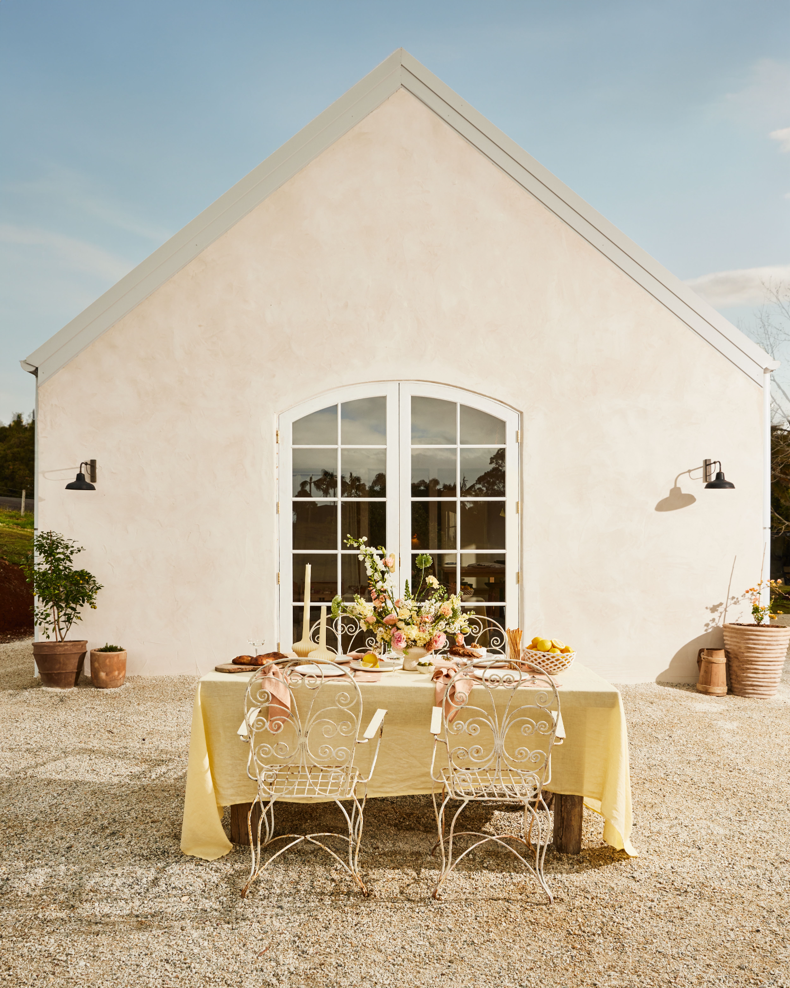 Le Jardin rustic french courtyard