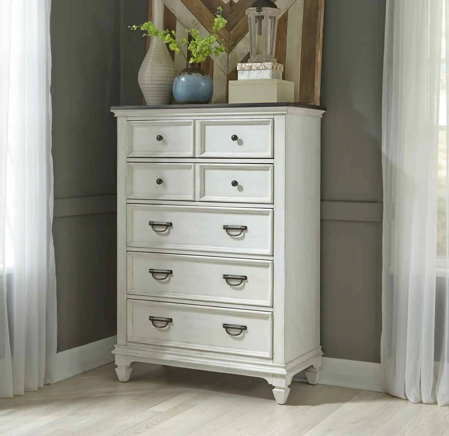The Allyson Park Bedroom Group Product Review