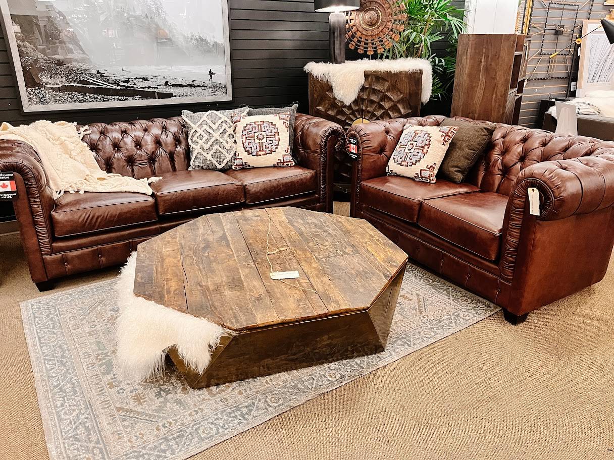 Coffee tables in Calgary