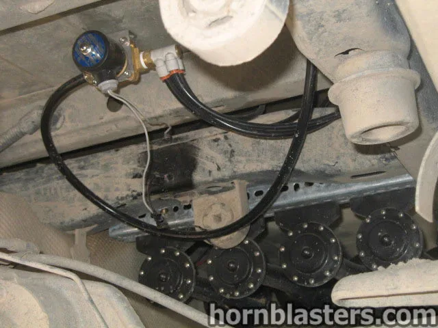 Mitch's 2006 Ford F150 Train Horn Install