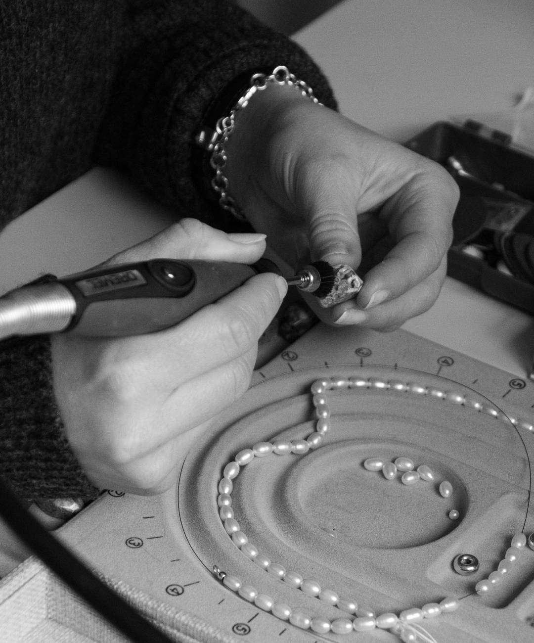 handmade sustainable jewelry from Hamburg, Germany by LLR Studios