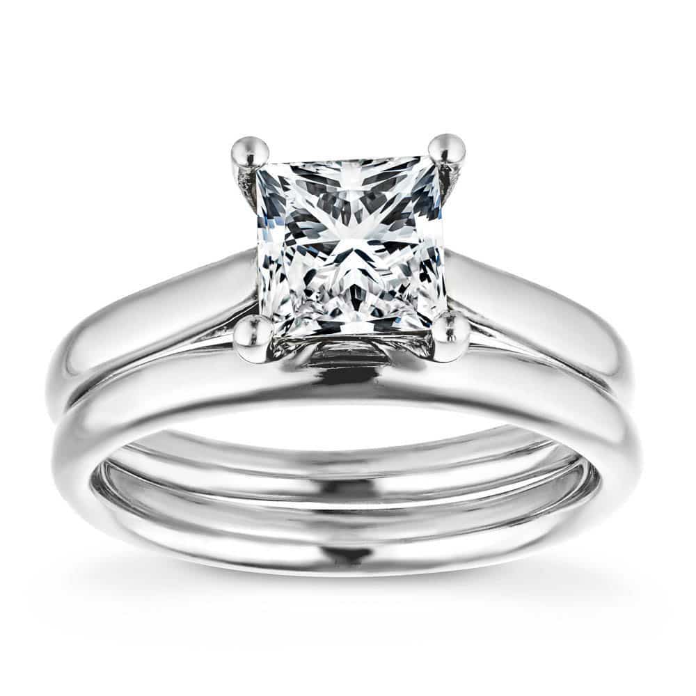 traditional and simple solitaire wedding ring set with an affordable lab grown diamond