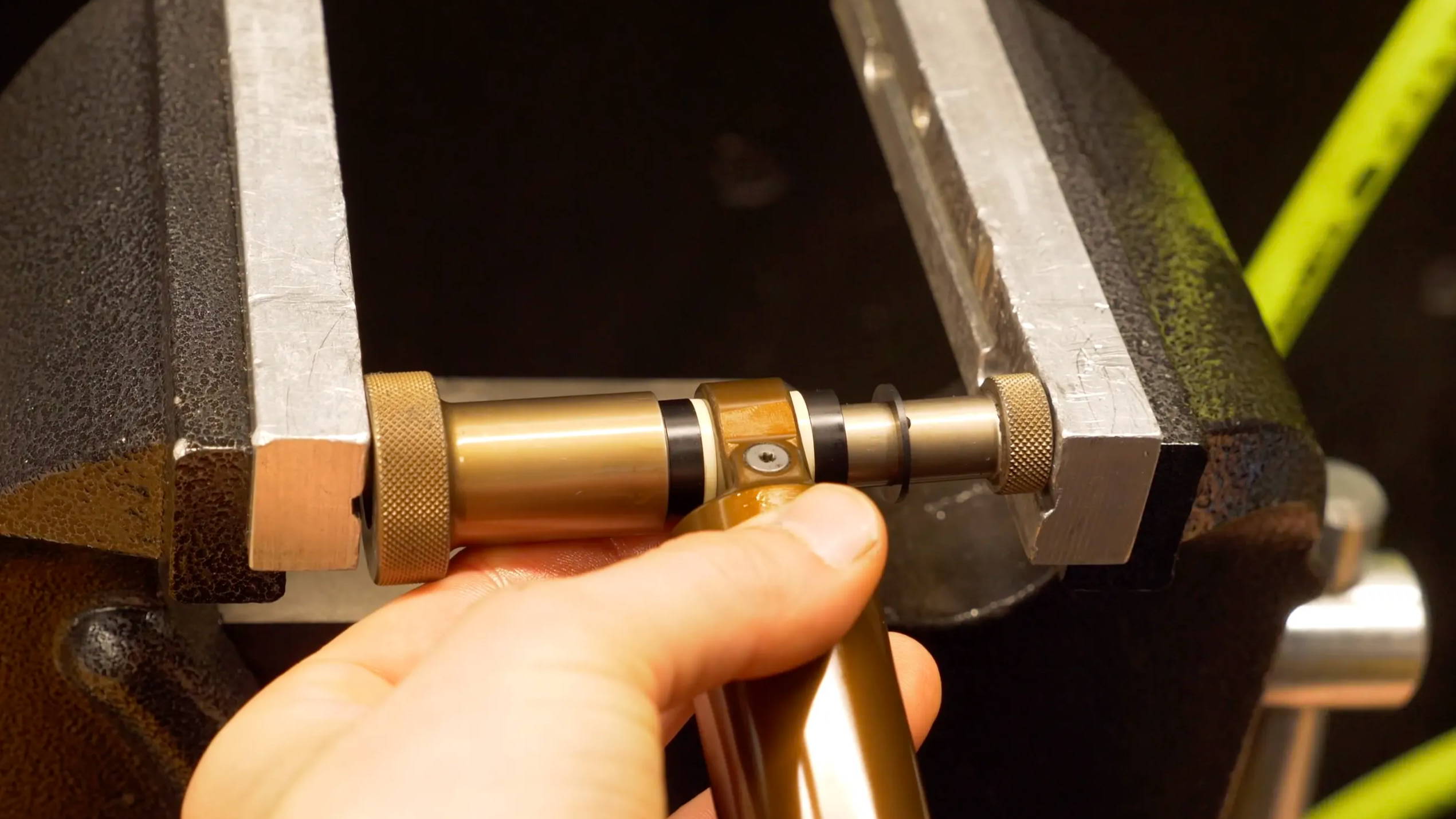 Removing the hardware with a proper hardware removal tool in a vice