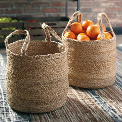 A pair of baskets with oranges
