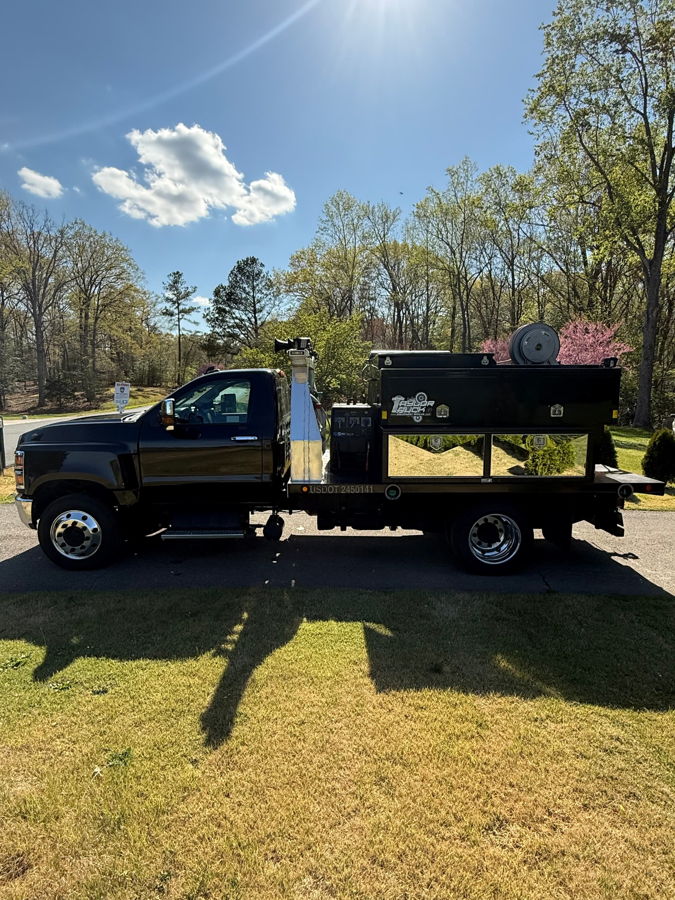 Angled exterior or cab-chassis view Glenn's 2020 Chevy Silverado 6500HD Nathan AirChime K5LA train horn install gallery photo 2