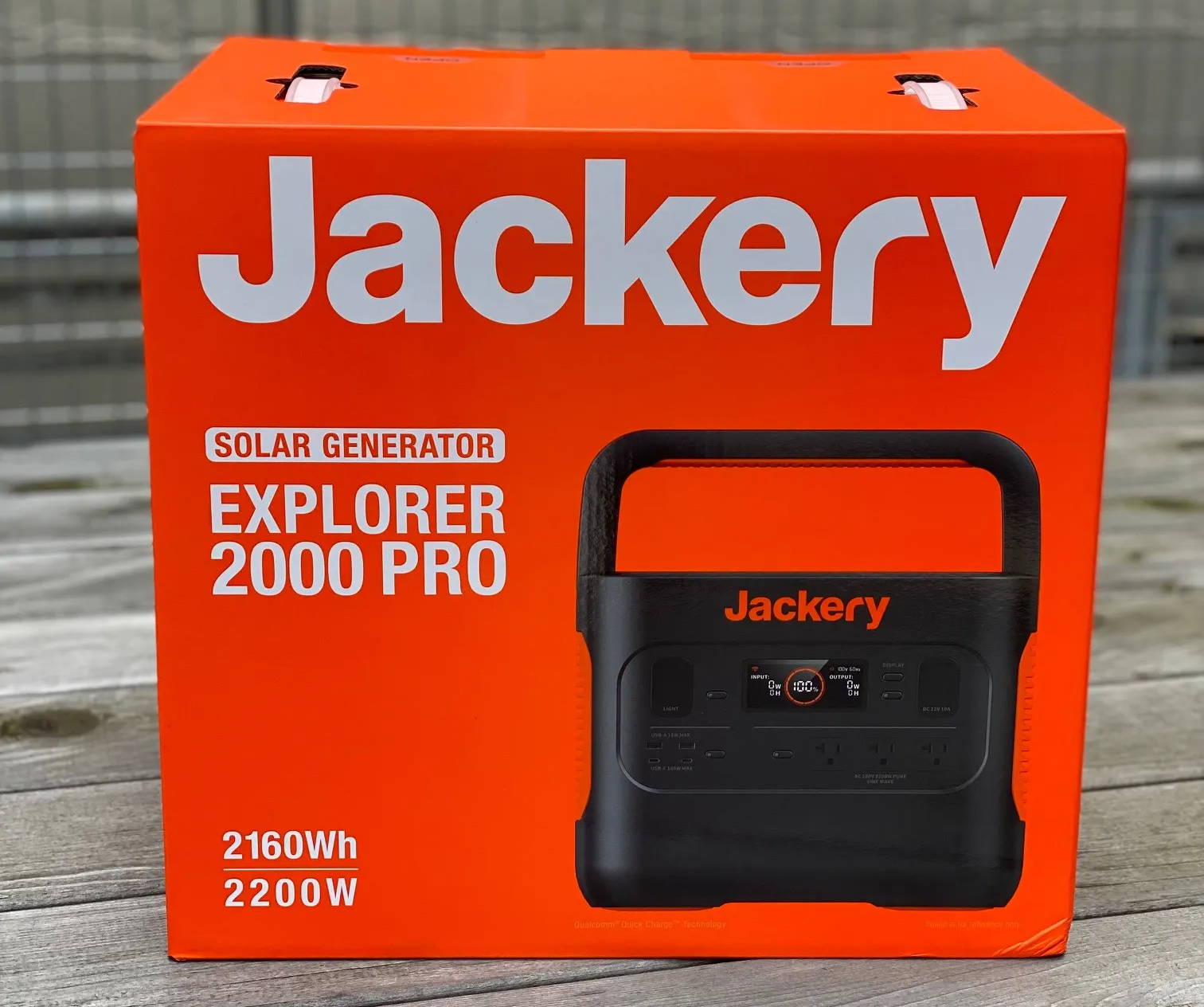Jackery史上最大容量となるJackery ポータブル電源 2000 Pro。