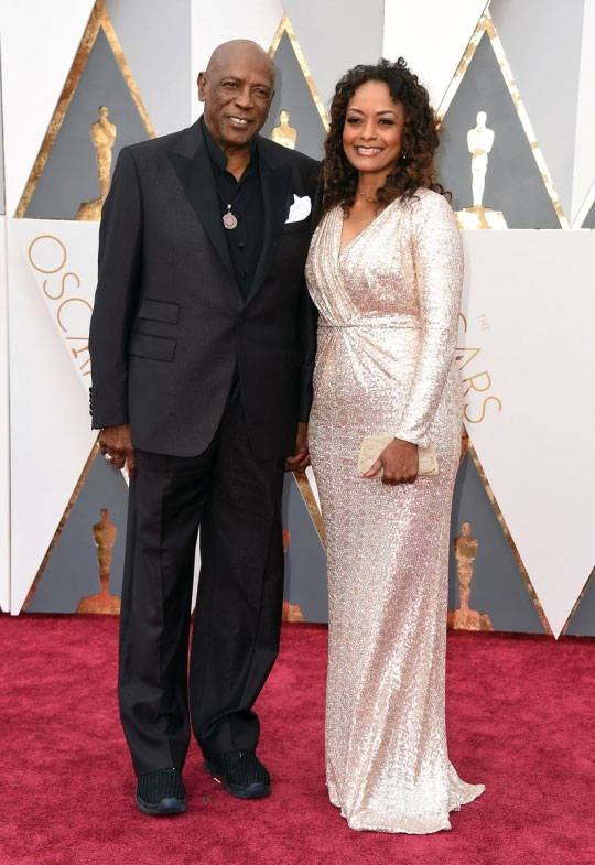 The date of Academy Award winner Louis Gossett, Jr. looked radiant on the Oscars red carpet<br>in Badgley Mischka evening gown style EG1873.