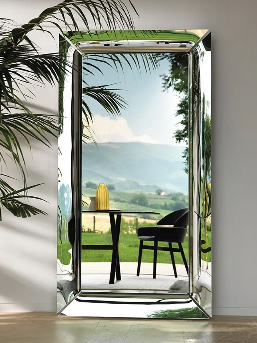 Caadre Mirror