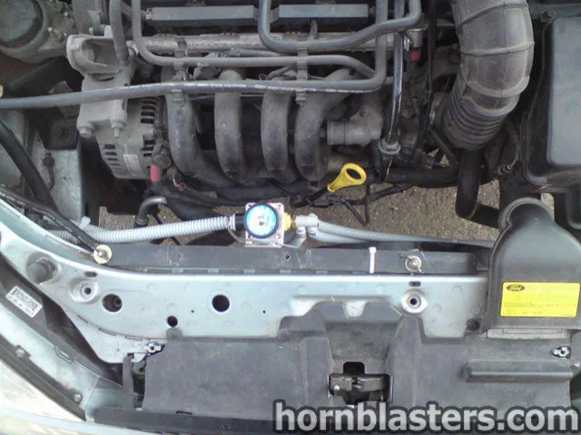 Air line routing detail for Shocker XL train horn install HornBlasters gallery photo 10