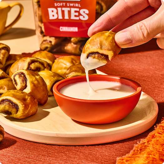 Cinnamon Bites and Icing Dip