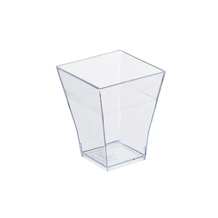 A square clear portion cup
