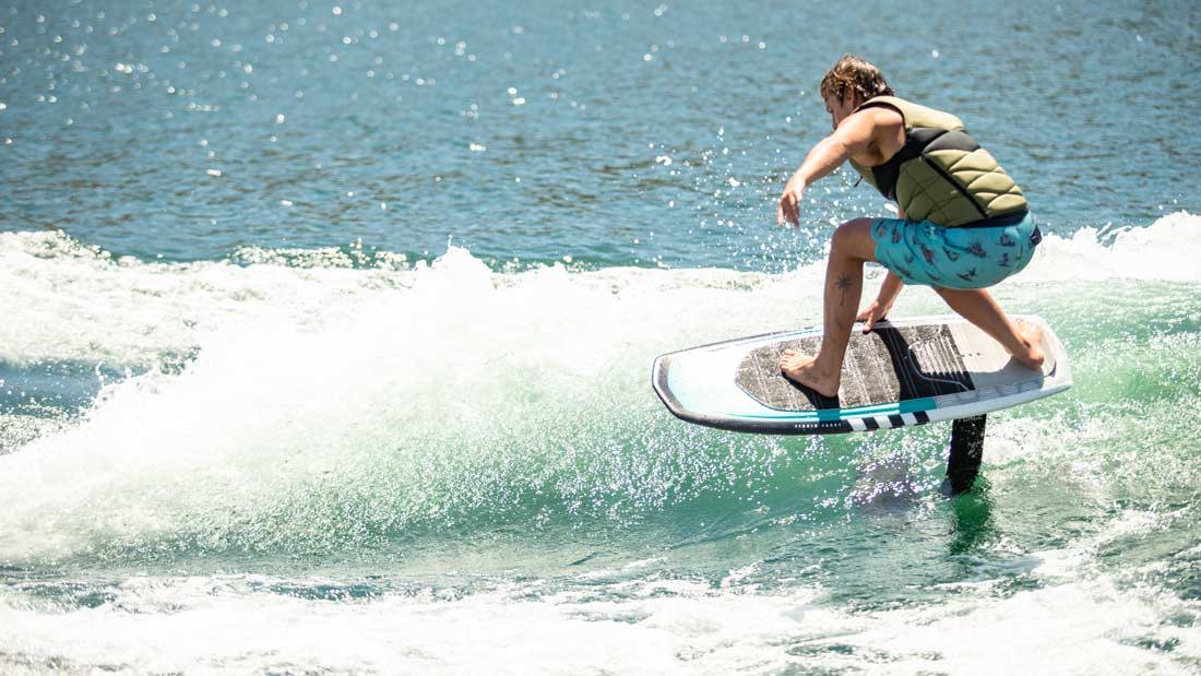 Tips for How to Hydrofoil Surf